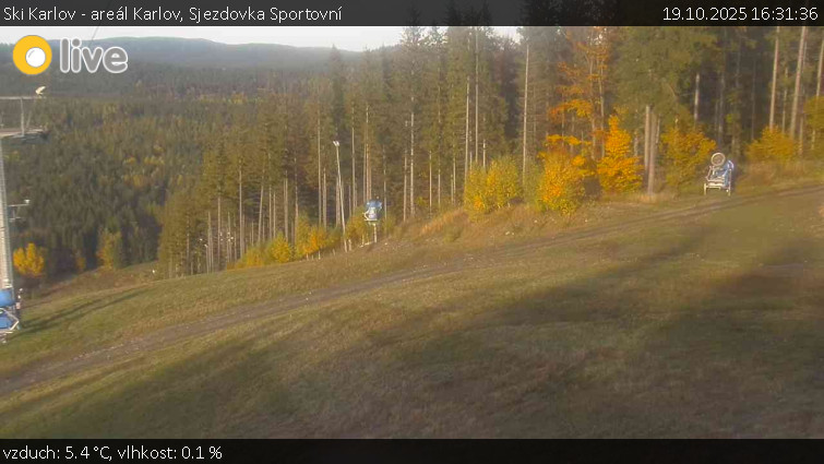 Ski Karlov - areál Karlov - Sjezdovka Sportovní - 19.10.2025 v 16:31 Ski Karlov - areál Karlov - Sjezdovka Sportovní - 19.10.2025 v 16:31