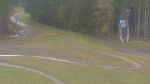 Ski Karlov - areál Karlov - Sportovní - 2.5.2023 v 19:01