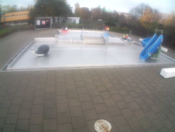 Dětstký venkovní bazén