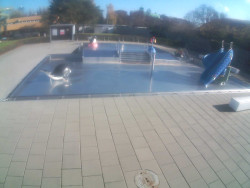 Dětstký venkovní bazén