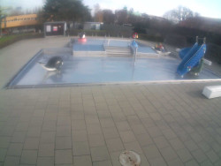 Dětstký venkovní bazén