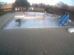 Dětstký venkovní bazén