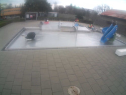 Dětstký venkovní bazén