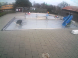 Dětstký venkovní bazén