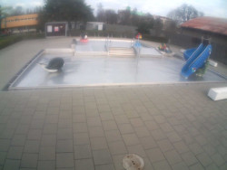 Dětstký venkovní bazén