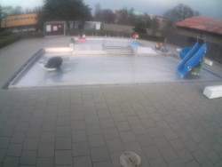 Dětstký venkovní bazén