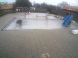 Dětstký venkovní bazén