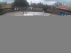 Dětstký venkovní bazén