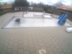 Dětstký venkovní bazén