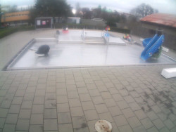 Dětstký venkovní bazén