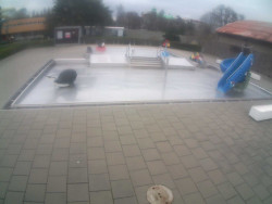 Dětstký venkovní bazén