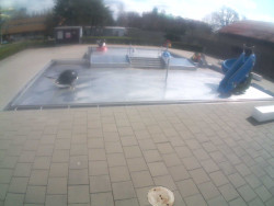 Dětstký venkovní bazén