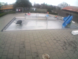 Dětstký venkovní bazén