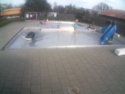 Dětstký venkovní bazén