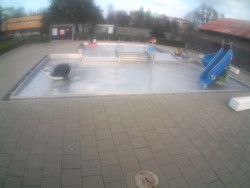 Dětstký venkovní bazén