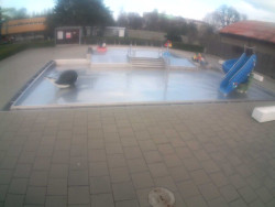 Dětstký venkovní bazén