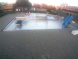 Dětstký venkovní bazén