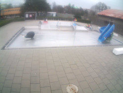 Dětstký venkovní bazén