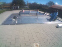 Dětstký venkovní bazén