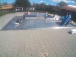 Dětstký venkovní bazén