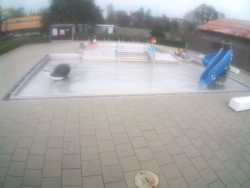 Dětstký venkovní bazén