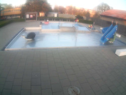 Dětstký venkovní bazén