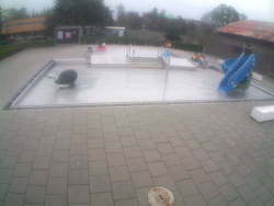 Dětstký venkovní bazén