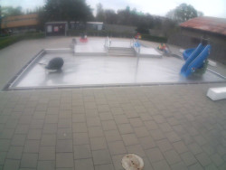 Dětstký venkovní bazén