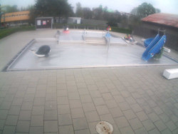 Dětstký venkovní bazén