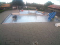 Dětstký venkovní bazén