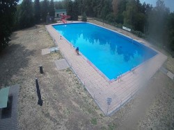 Großer Swimmingpool