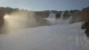 Ski areál SEVERKA v Dolní Lomné - Sjezdovka SEVERKA - 28.2.2023 v 08:00