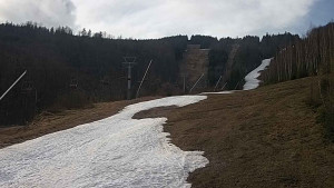 Ski areál SEVERKA v Dolní Lomné - Sjezdovka SEVERKA - 25.3.2023 v 08:00