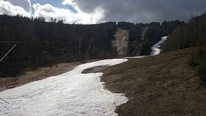 Ski areál SEVERKA v Dolní Lomné - Sjezdovka SEVERKA - 25.3.2023 v 10:00