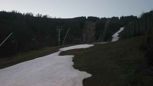 Ski areál SEVERKA v Dolní Lomné - Sjezdovka SEVERKA - 31.3.2023 v 06:00