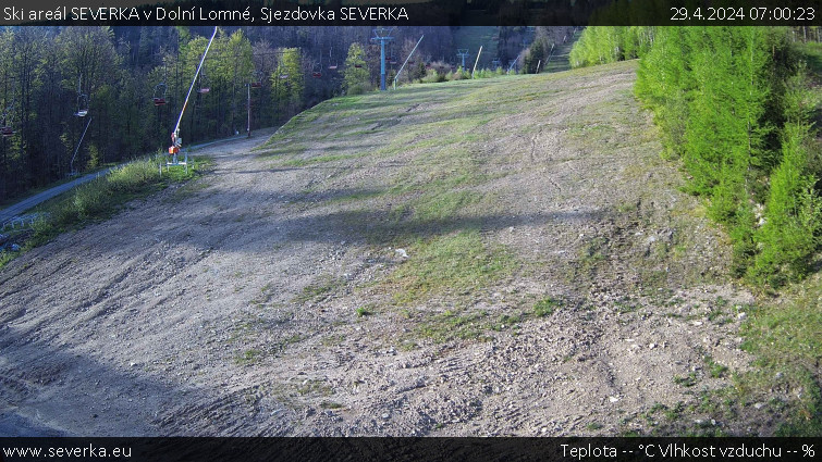 Ski areál SEVERKA v Dolní Lomné - Sjezdovka SEVERKA - 29.4.2024 v 07:00
