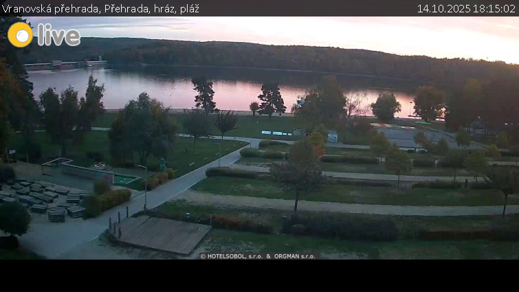 Vranovská přehrada - Přehrada, hráz, pláž - 14.10.2025 v 18:15 Vranovská přehrada - Přehrada, hráz, pláž - 14.10.2025 v 18:15