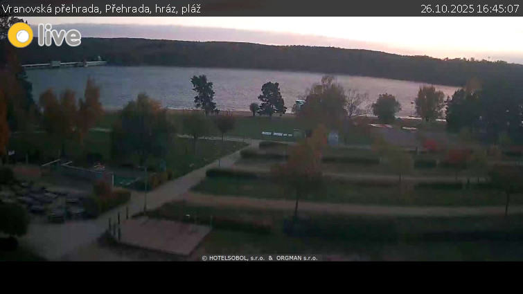 Vranovská přehrada - Přehrada, hráz, pláž - 26.10.2025 v 16:45 Vranovská přehrada - Přehrada, hráz, pláž - 26.10.2025 v 16:45