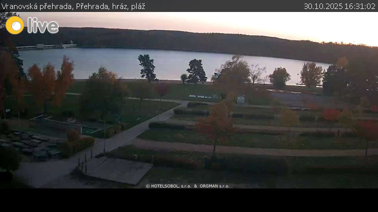 Vranovská přehrada - Přehrada, hráz, pláž - 30.10.2025 v 16:31 Vranovská přehrada - Přehrada, hráz, pláž - 30.10.2025 v 16:31