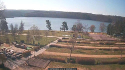 Přehrada, hráz, pláž