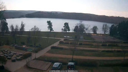 Přehrada, hráz, pláž