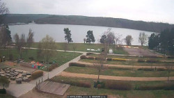 Přehrada, hráz, pláž