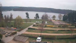 Přehrada, hráz, pláž