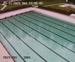 Koupaliště Petynka - Hlavní bazén - 15.11.2025 v 12:45 Koupaliště Petynka - Hlavní bazén - 15.11.2025 v 12:45