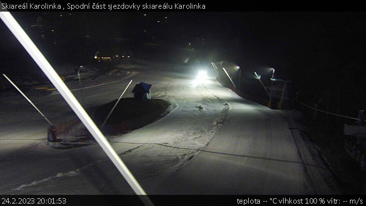 Skiareál Karolinka  - Spodní část sjezdovky skiareálu Karolinka - 24.2.2023 v 20:01