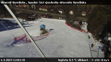 Skiareál Karolinka  - Spodní část sjezdovky skiareálu Karolinka - 1.3.2023 v 12:02