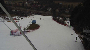 Skiareál Karolinka  - Spodní část sjezdovky skiareálu Karolinka - 4.3.2023 v 13:02