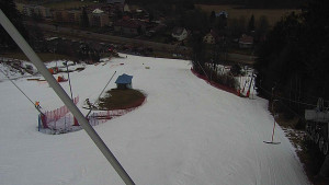 Skiareál Karolinka  - Spodní část sjezdovky skiareálu Karolinka - 4.3.2023 v 16:02