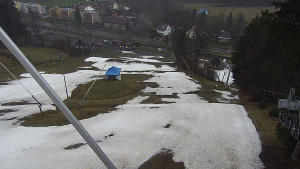 Skiareál Karolinka  - Spodní část sjezdovky skiareálu Karolinka - 27.3.2023 v 11:02