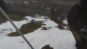 Skiareál Karolinka  - Spodní část sjezdovky skiareálu Karolinka - 27.3.2023 v 14:02